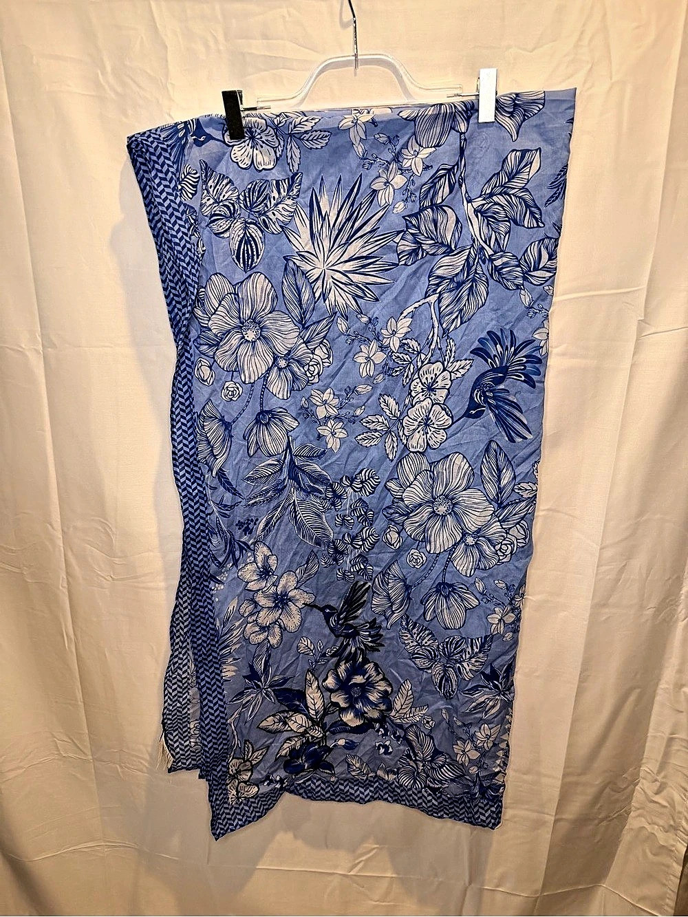 Vismaya Blue & White Floral Cotton Wrap